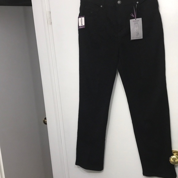 🎁NWT size 10P Gloria Vanderbilt black jeans - Picture 5 of 15